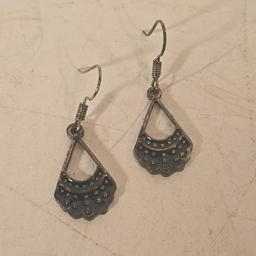 Ruth Bader Ginsburg Dissent Collar Winnicaca‎ Chandelier Earrings